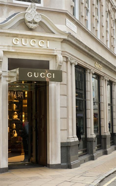 gucci uk stores.